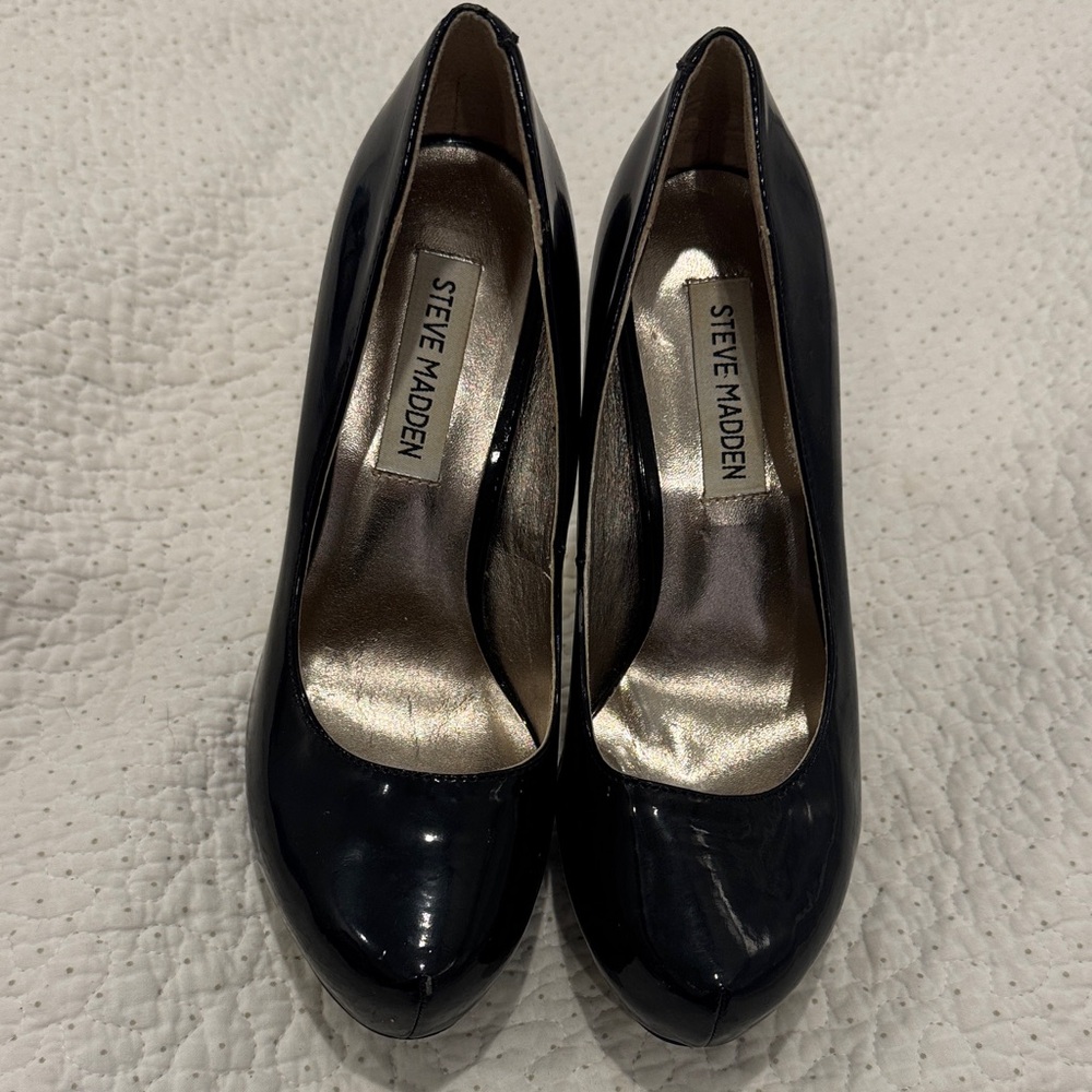 Steve Madden Glossy Black Heels